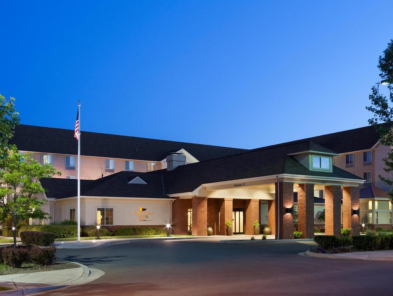 Homewood Suites מדפורד מראה חיצוני תמונה
