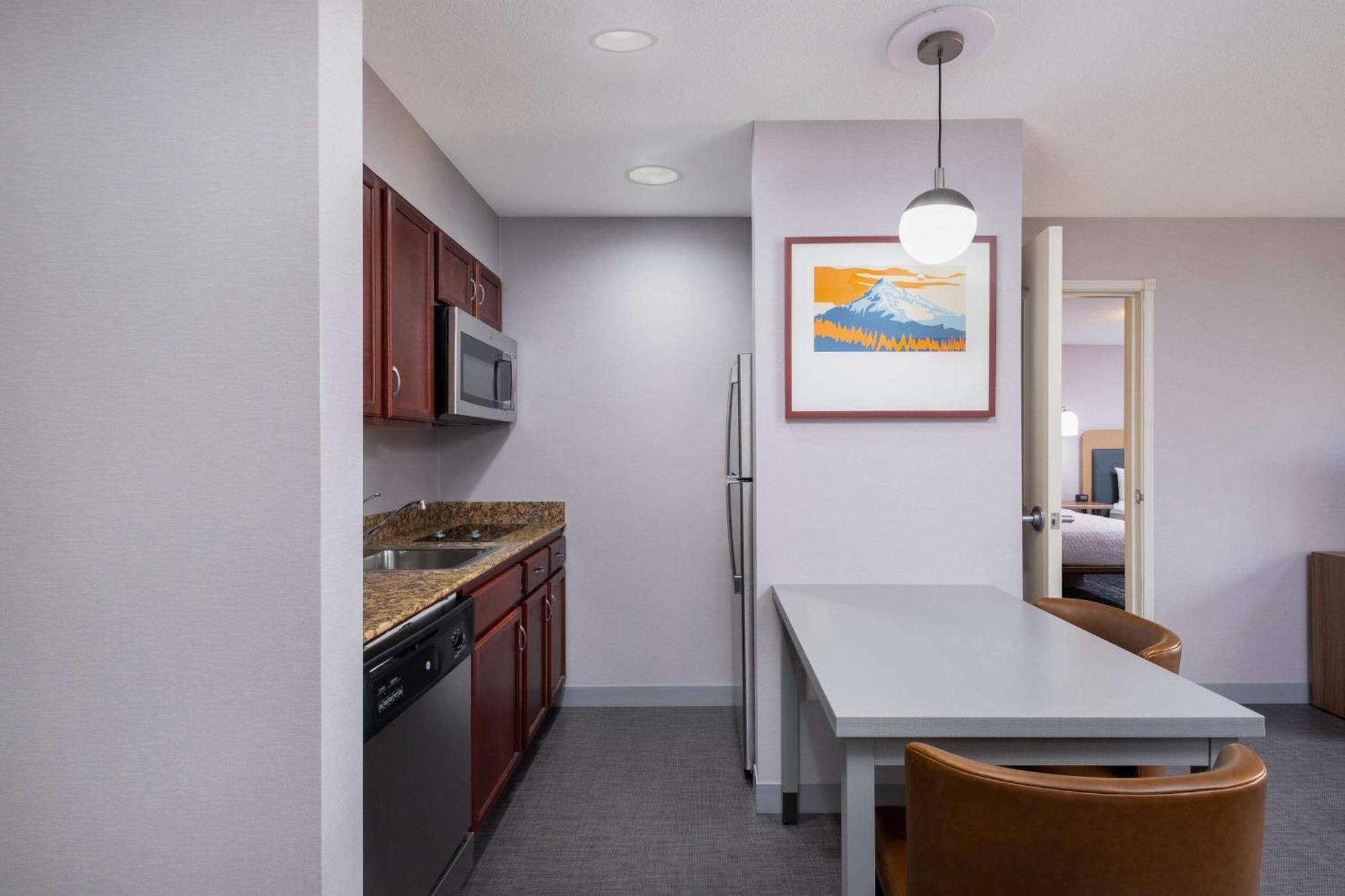 Homewood Suites מדפורד מראה חיצוני תמונה