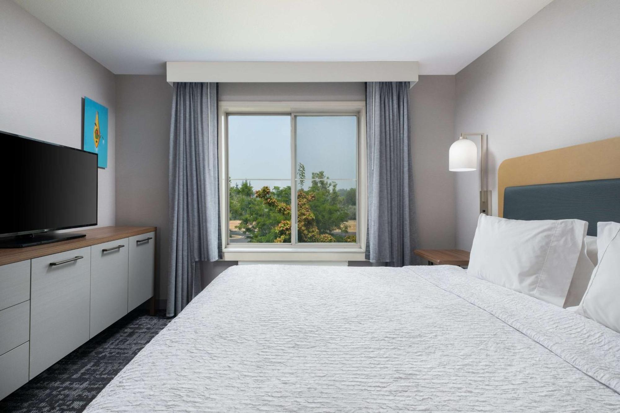 Homewood Suites מדפורד מראה חיצוני תמונה
